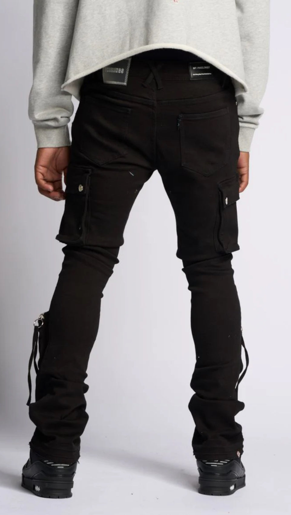 PHEELING ALONE” STACK CARGO DENIM